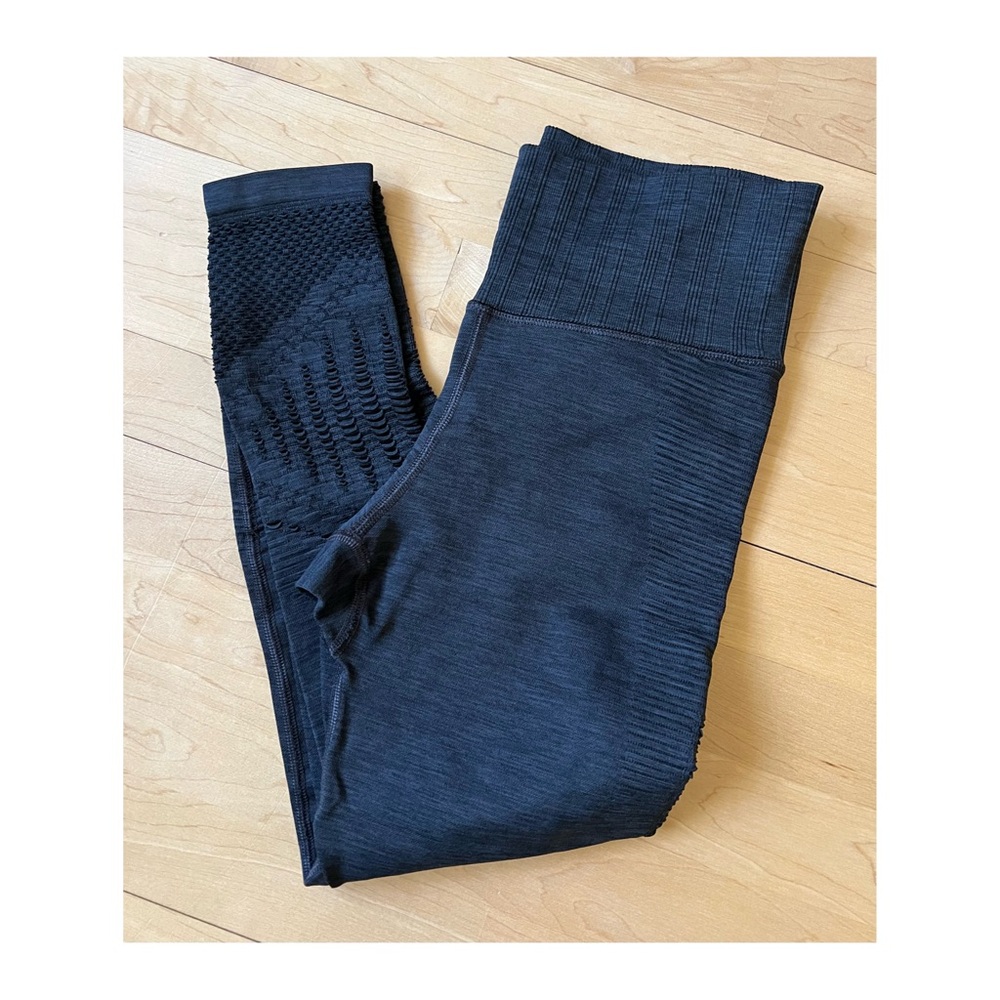 Athleta ribbed leggings with cutouts at calf and side of leg Sz S NWOT